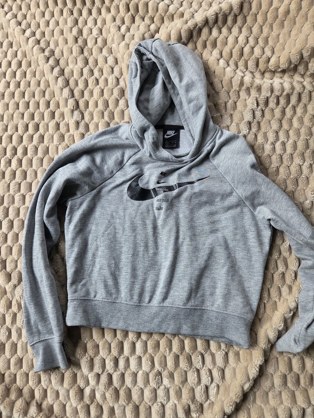 Nike Women's Light Gray Pullover Hoodie with Black Swoosh XS Cropped